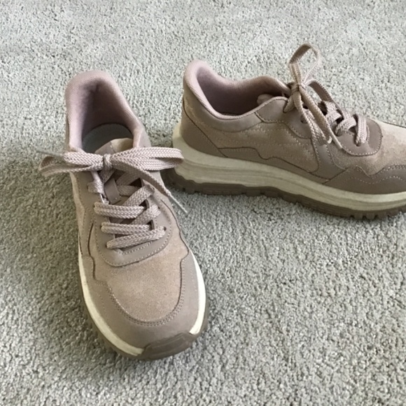 Blowfish Malibu sneaker - Picture 2 of 5